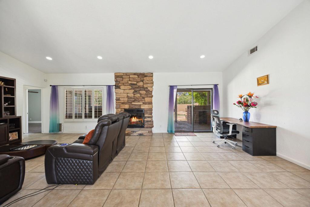 Mission Lakes - Residential Lease