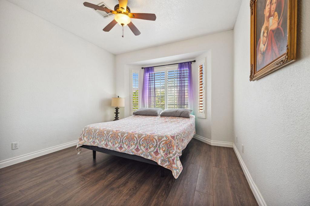 Mission Lakes - Residential Lease