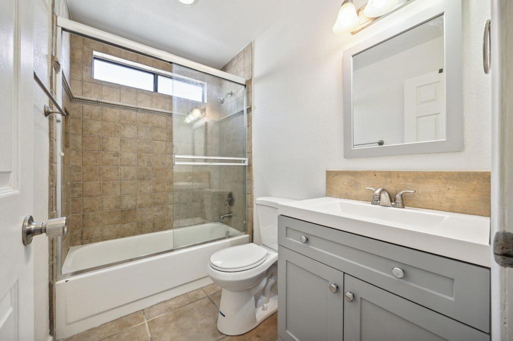 Mission Lakes - Residential Lease