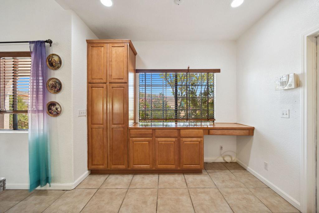 Mission Lakes - Residential Lease