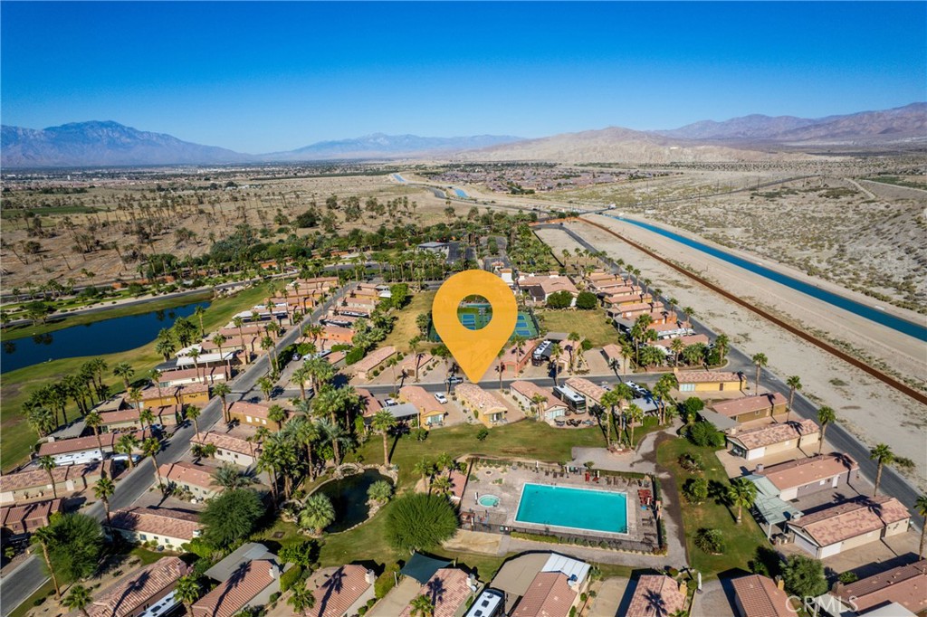 Vineyards Mtr Coach - Residential