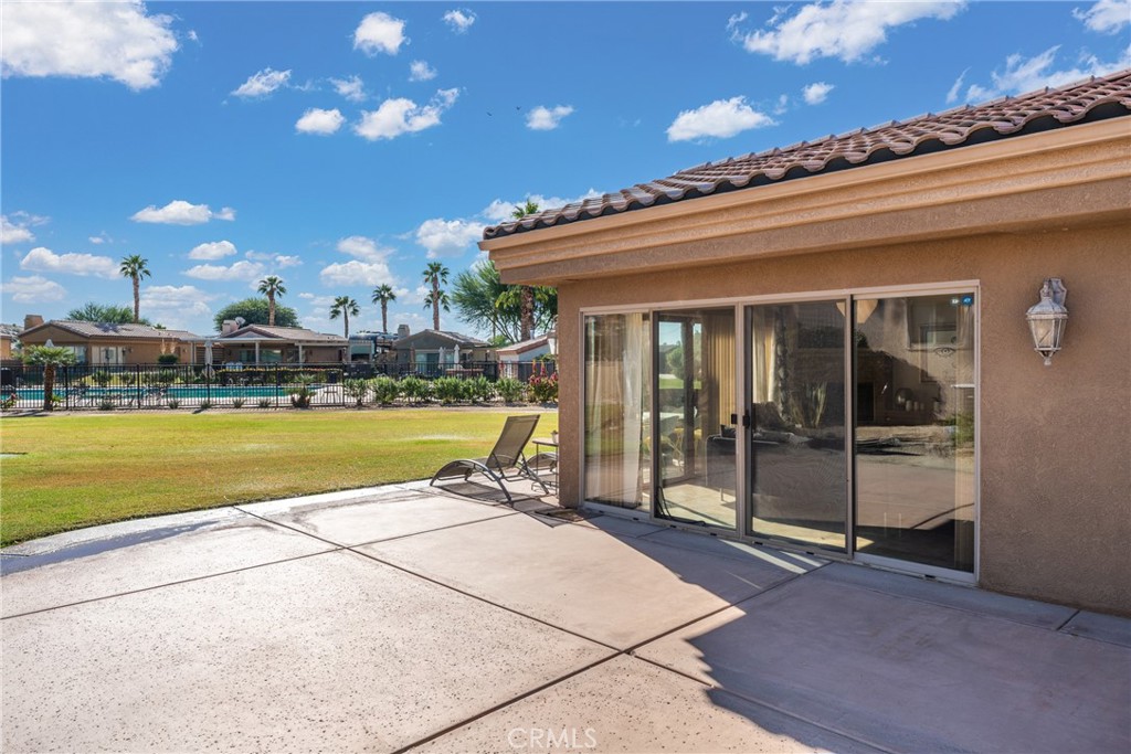 Vineyards Mtr Coach - Residential