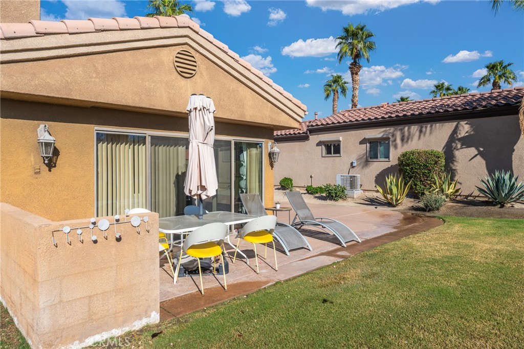 Vineyards Mtr Coach - Residential