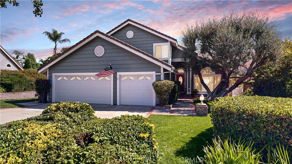 Photo of 1992 Windemere Ct, Upland, CA 91784 (MLS # CV25242029)