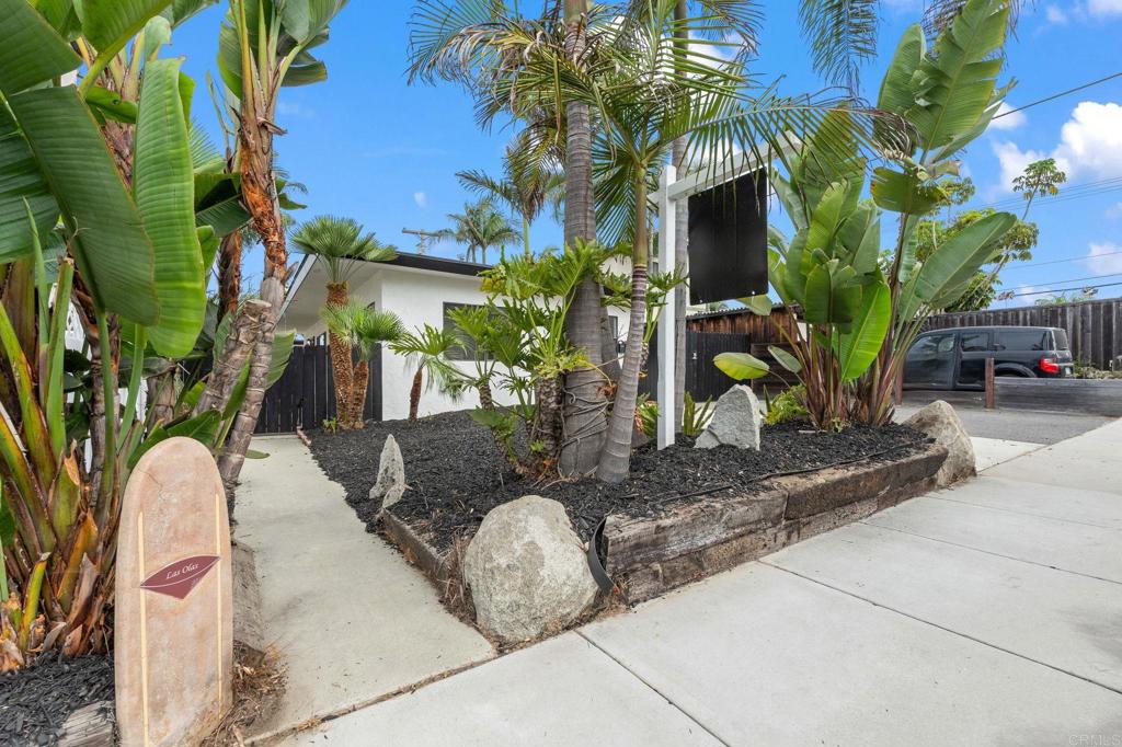 152 54 Redwood Avenue