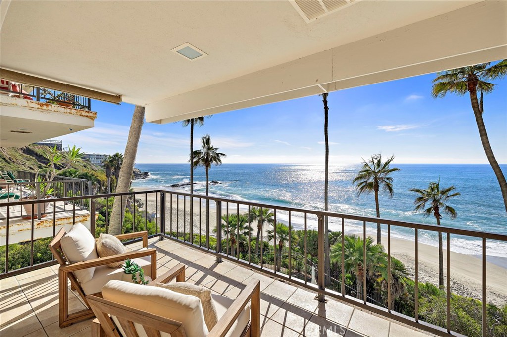 Laguna Royale (LAR) - Residential