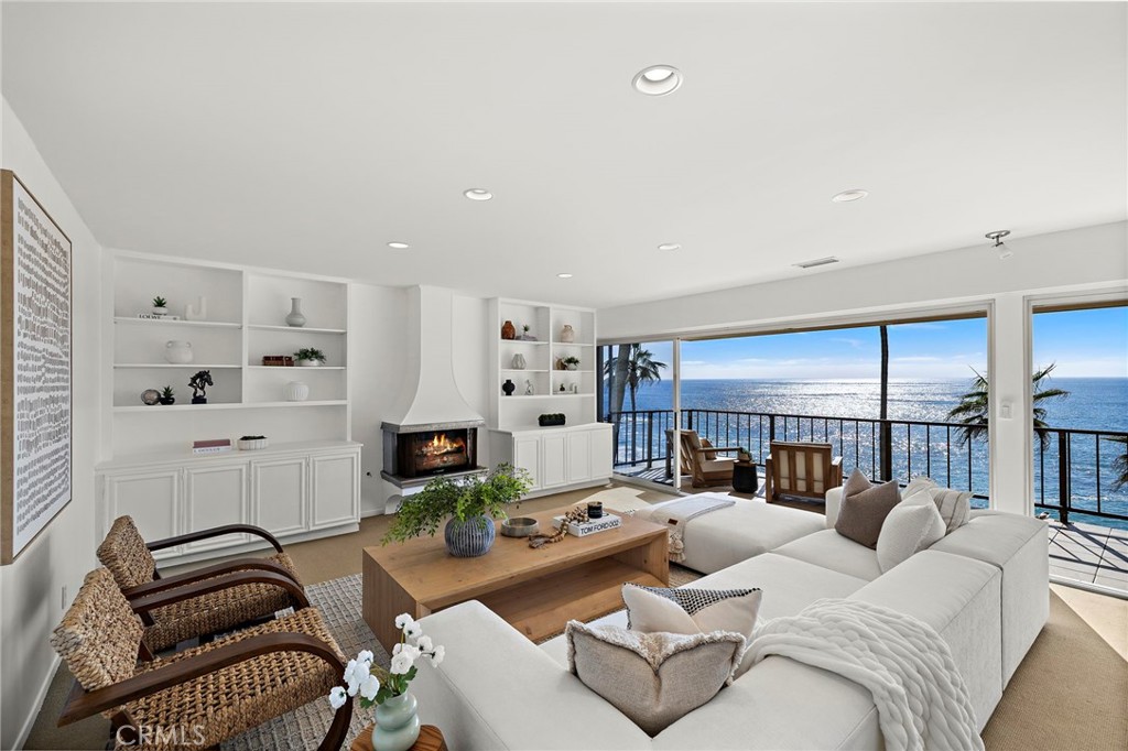 Laguna Royale (LAR) - Residential