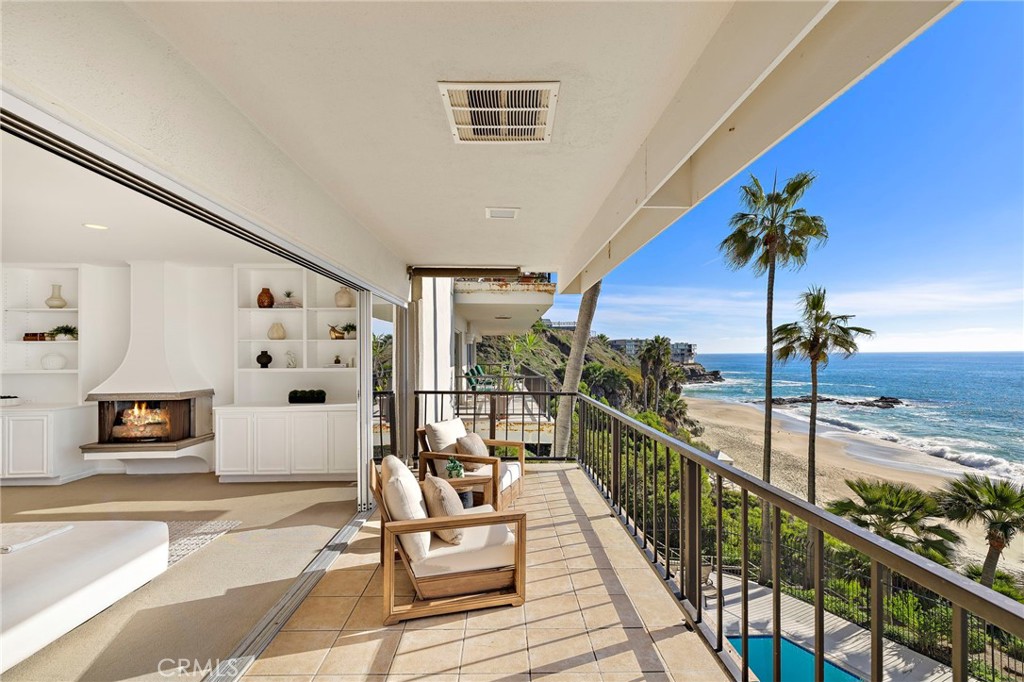 Laguna Royale (LAR) - Residential