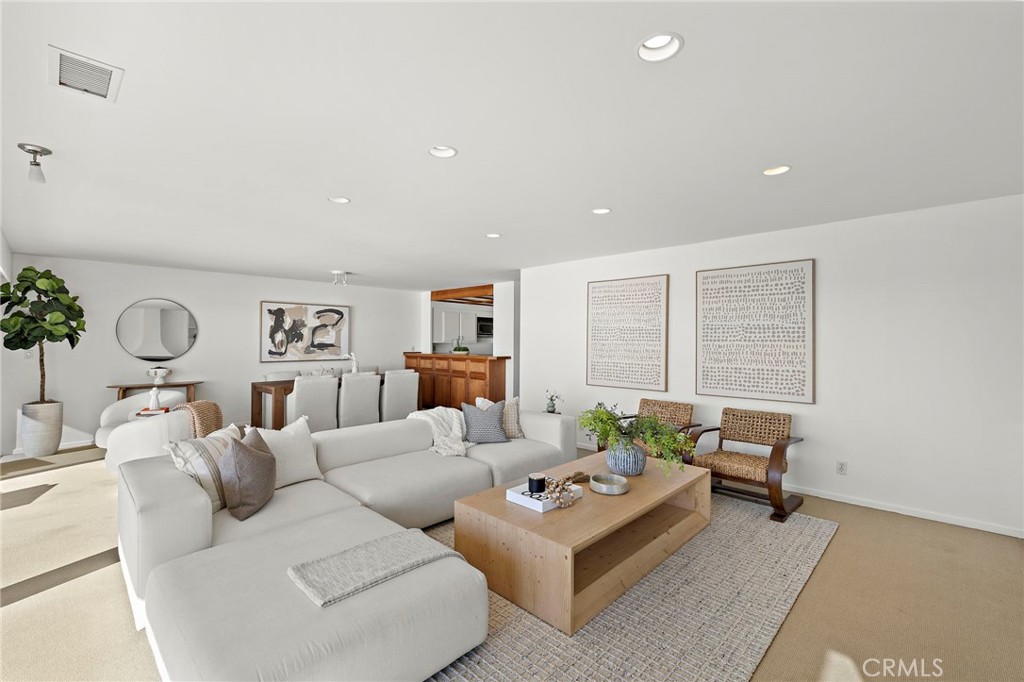 Laguna Royale (LAR) - Residential