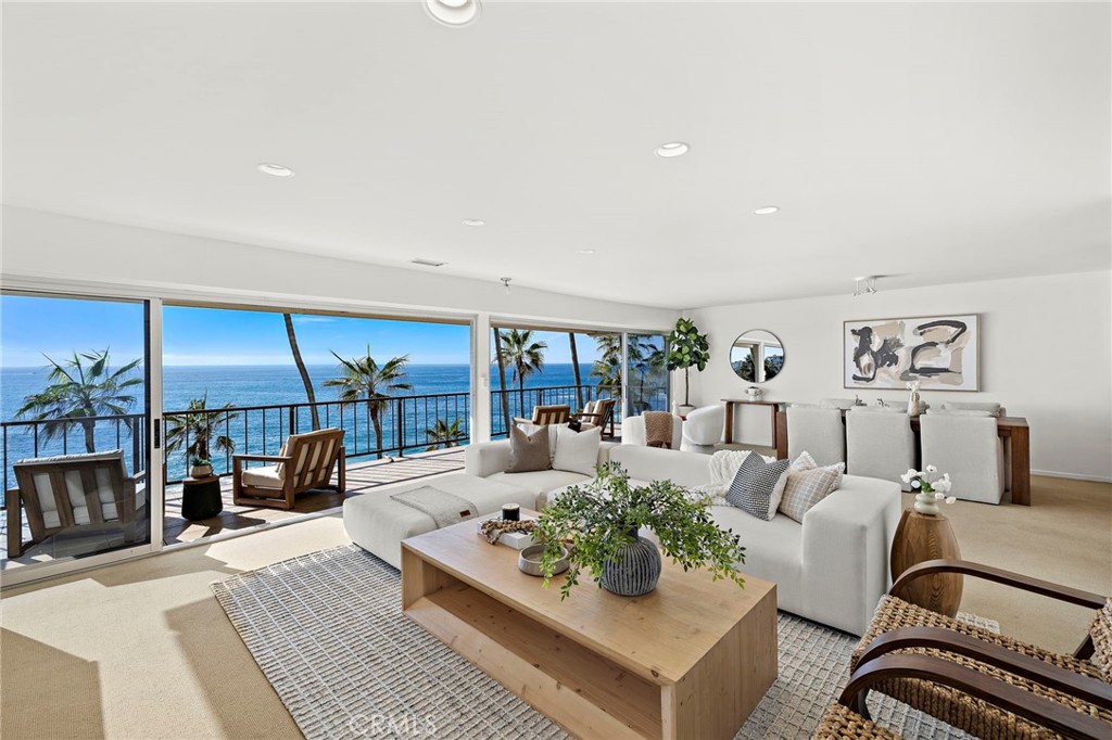 Laguna Royale (LAR) - Residential