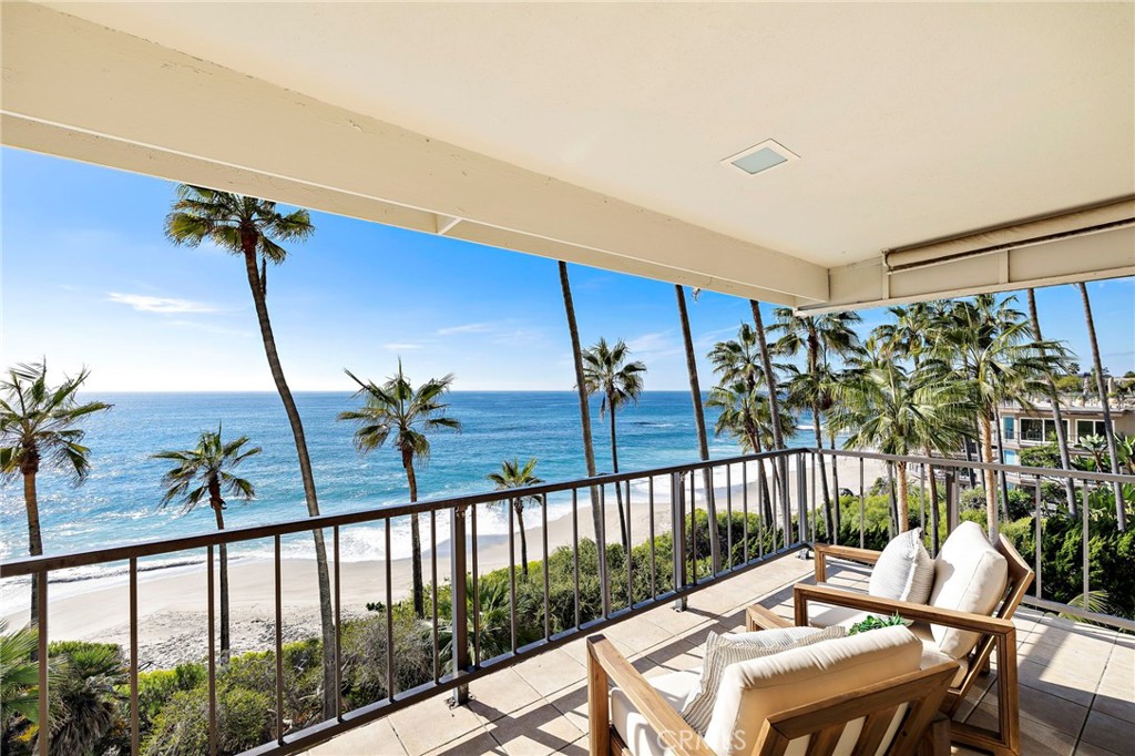 Laguna Royale (LAR) - Residential