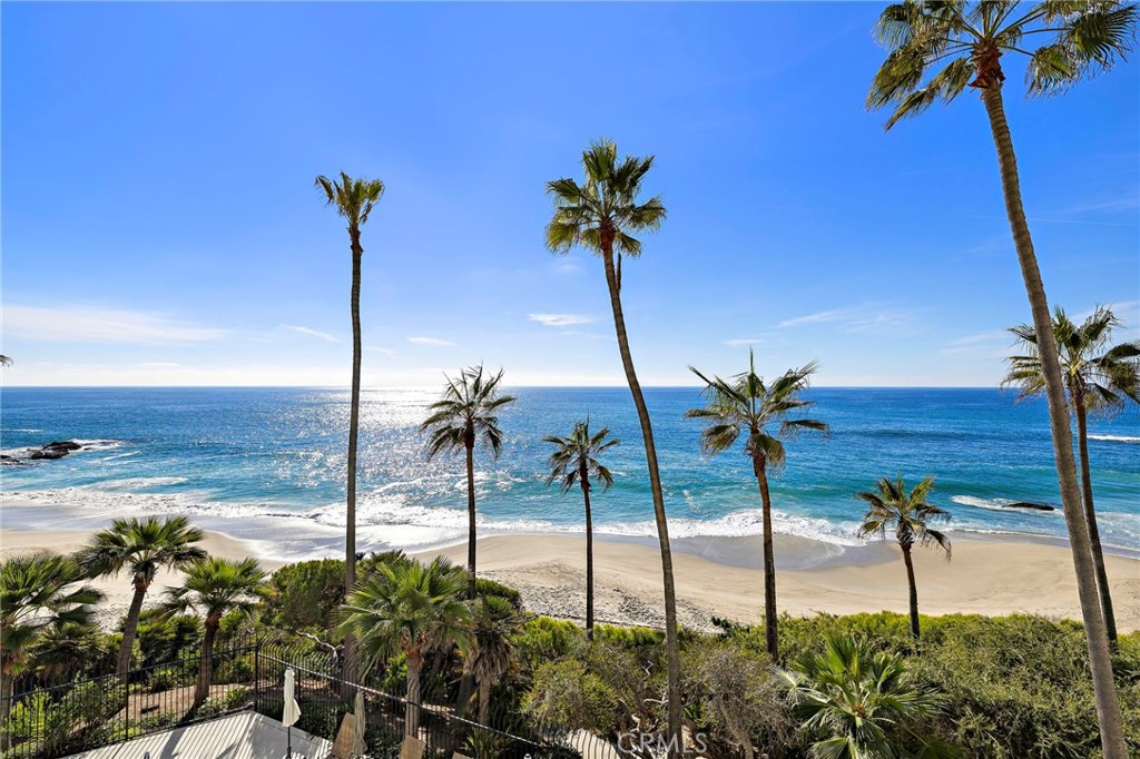 Laguna Royale (LAR) - Residential