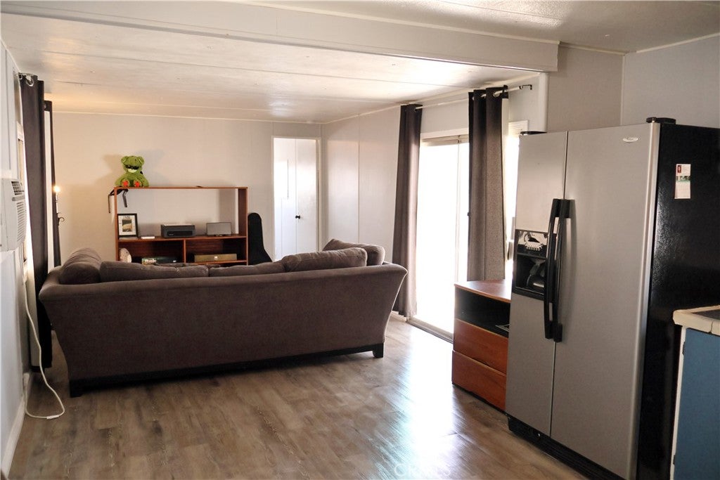 1045 N Azusa 145
