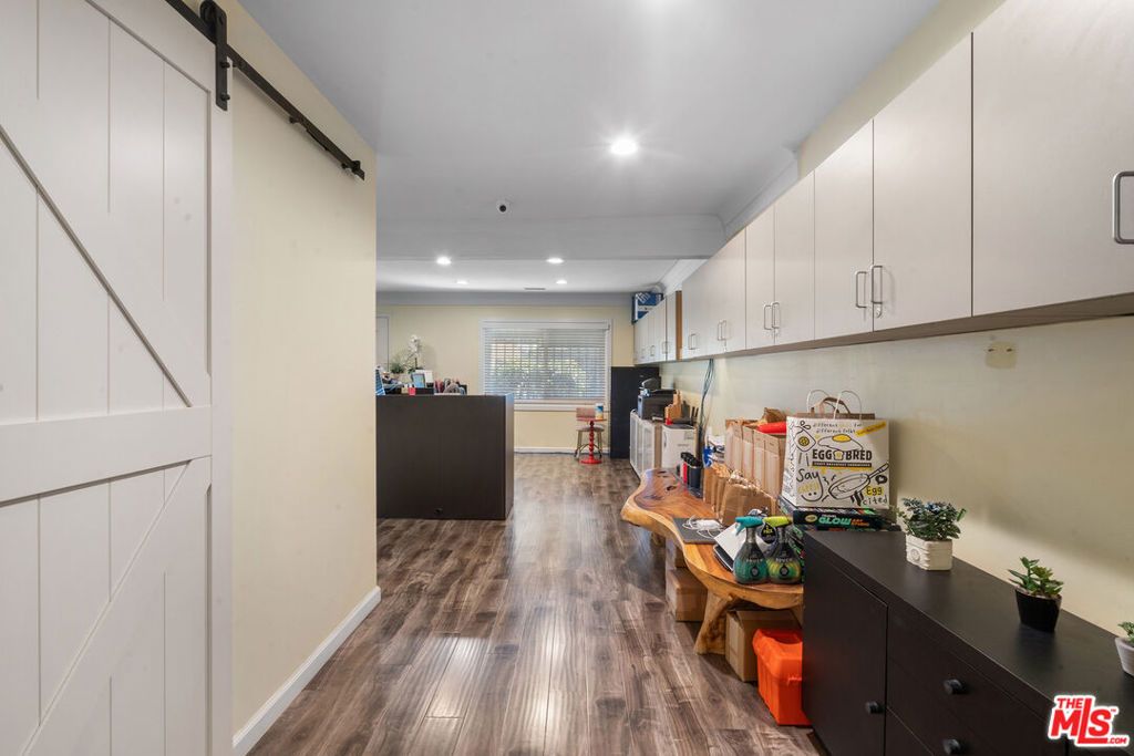 Photo of 1611 6th Avenue, Los Angeles, CA 90019 (MLS # 26668529)