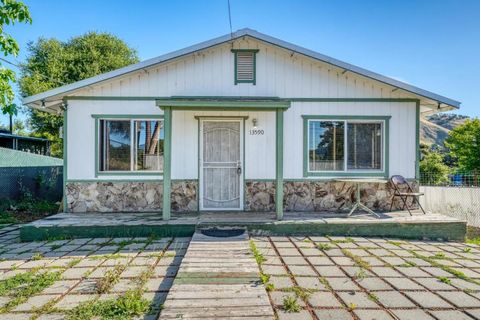 13590 Fair Oak Road Clearlake CA 95422