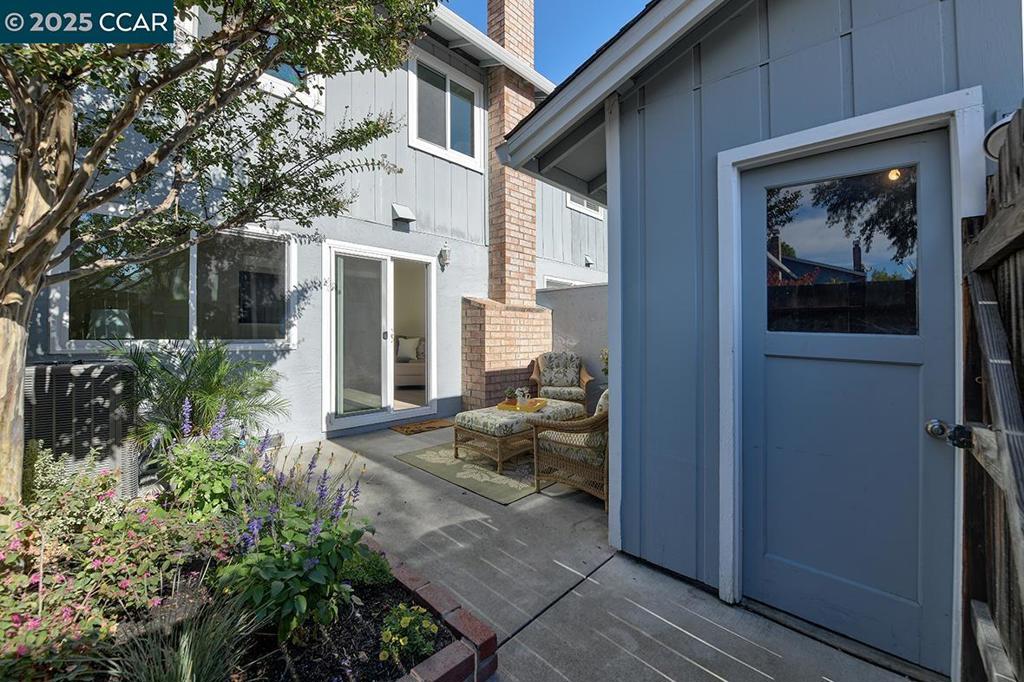 PARK PLAZA - Residential