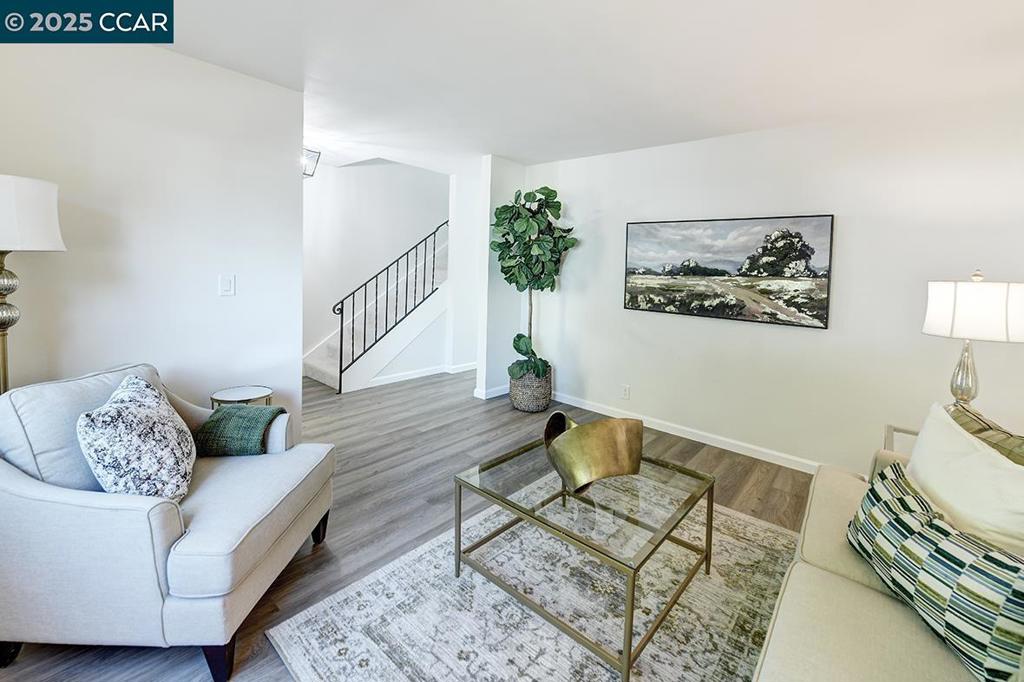 PARK PLAZA - Residential