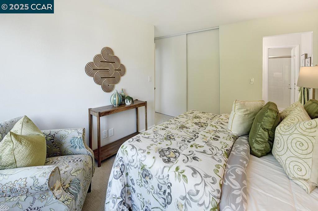 PARK PLAZA - Residential