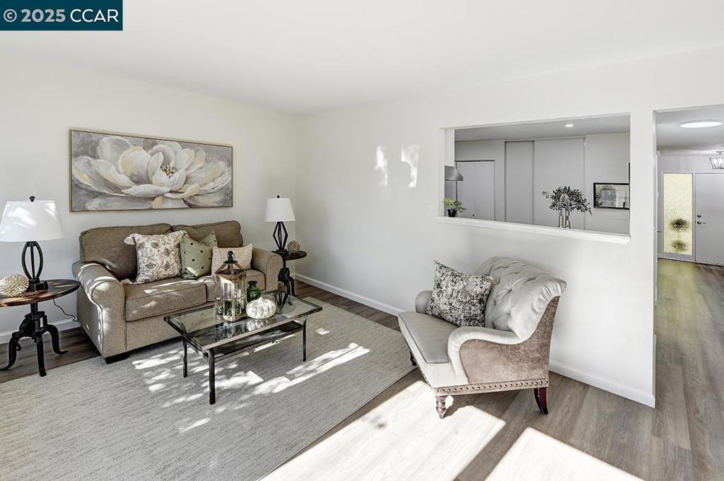 PARK PLAZA - Residential