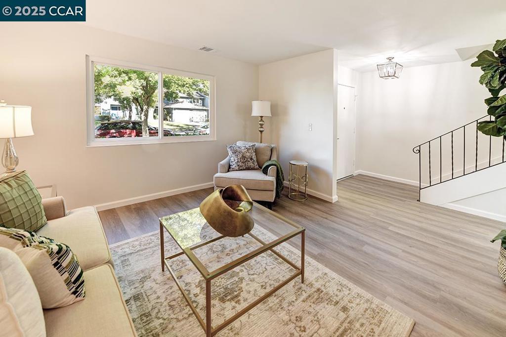 PARK PLAZA - Residential