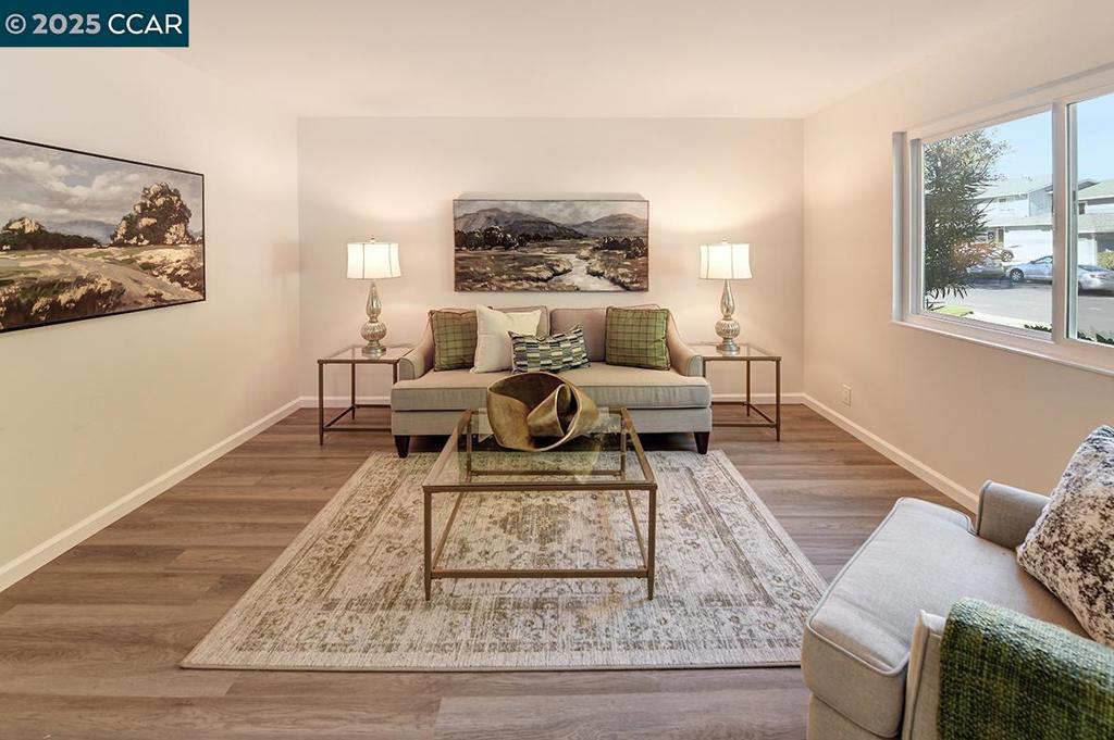 PARK PLAZA - Residential