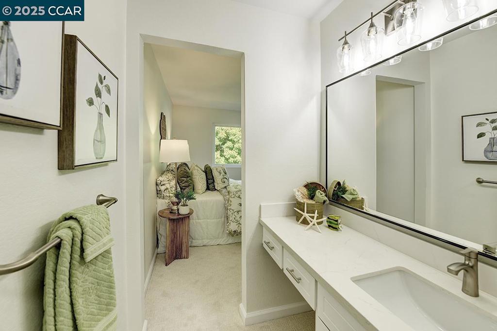 PARK PLAZA - Residential