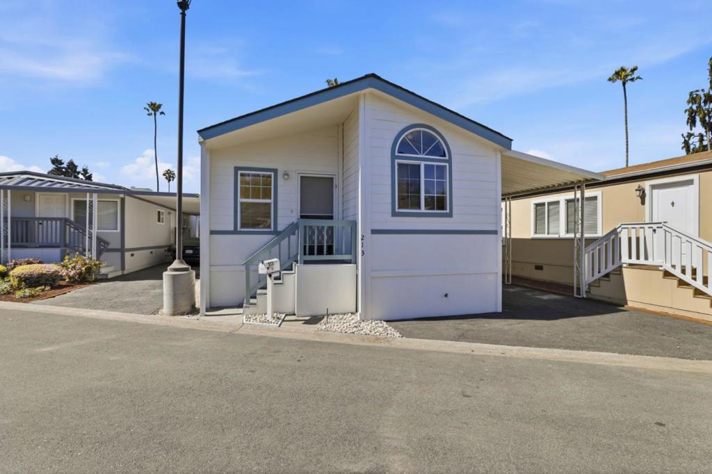 191 E El Camino Real