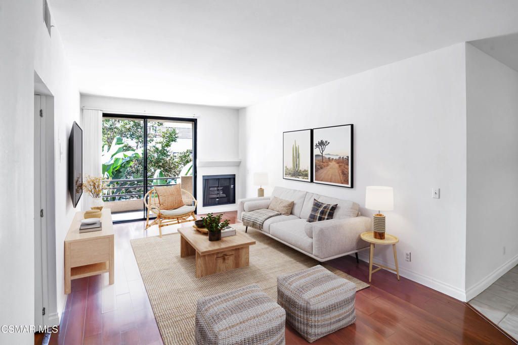 Photo of 1420 N Stanley Avenue #103, Los Angeles, CA 90046 (MLS # 225005186)