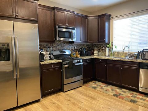 Photo of 635 Calle Vibrante, Palm Desert, CA 92211 (MLS # 219147469DA)