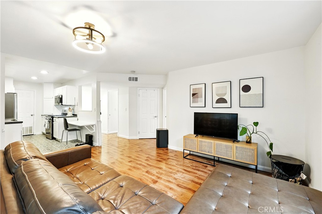 1739 E Broadway 6