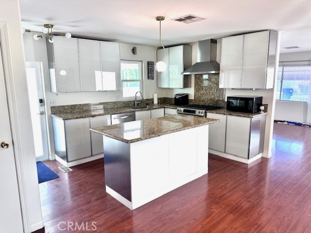 Date Palm - Residential