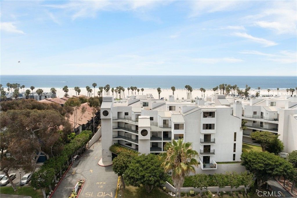 Photo of 2960 Neilson Way #301, Santa Monica, CA 90405 (MLS # PW26044281)
