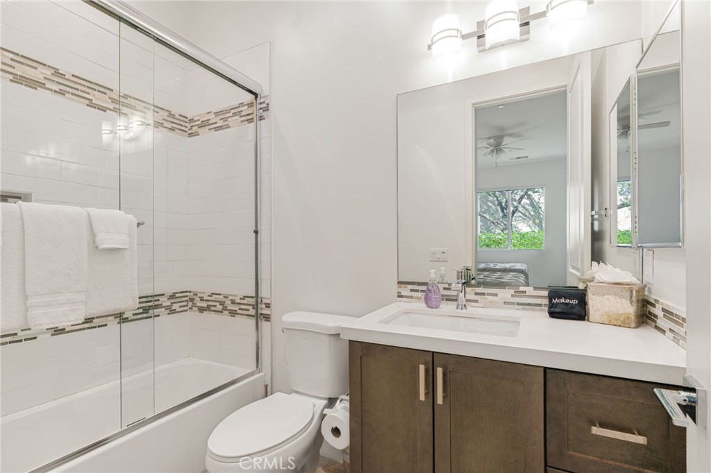 La Quinta Cove* - Residential