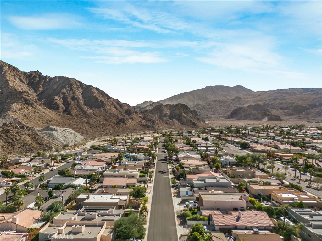 La Quinta Cove* - Residential