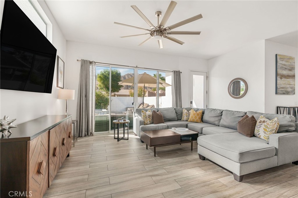 La Quinta Cove* - Residential