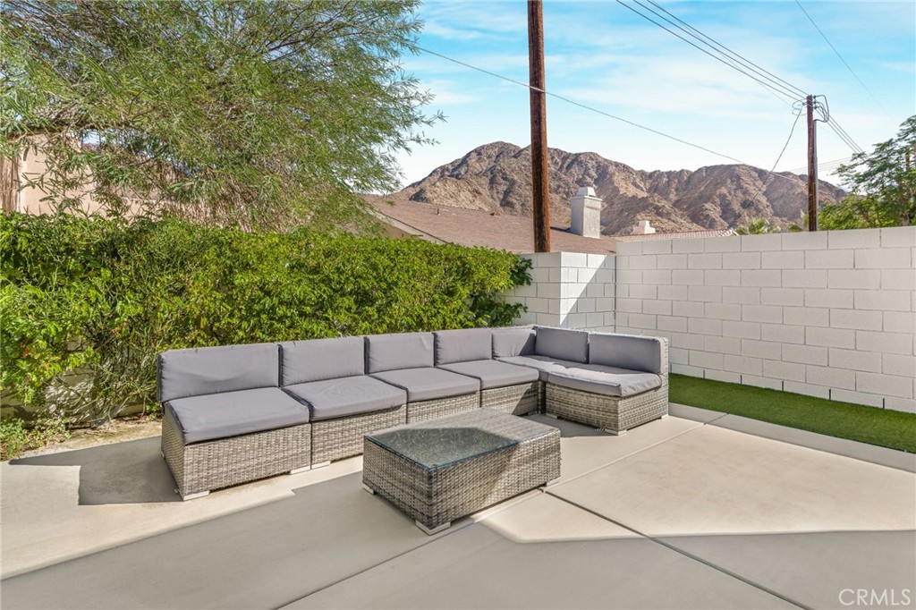 La Quinta Cove* - Residential