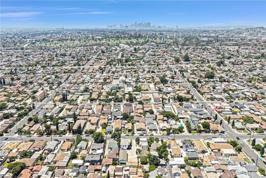 532 S La Verne