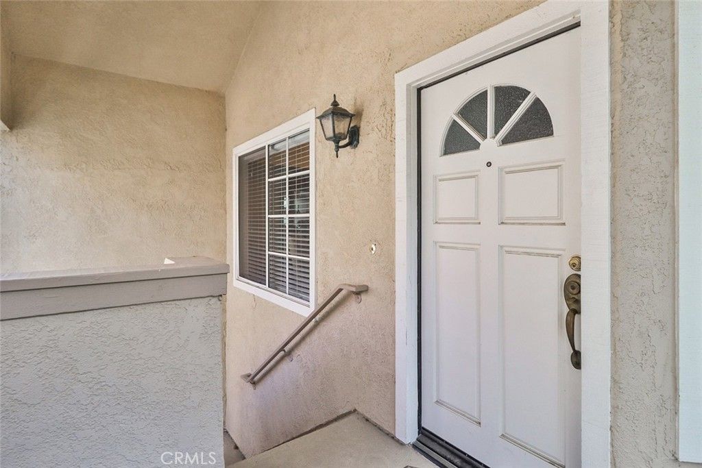Photo of 625 Hazelwood Way #A, Simi Valley, CA 93065 (MLS # SR25278682)