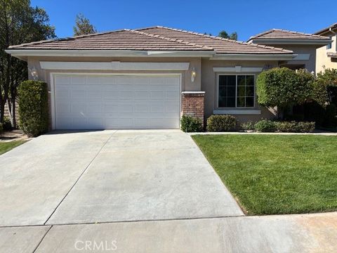 Photo of 23031 Lowridge Pl, Saugus, CA 91390 (MLS # SR25256538)