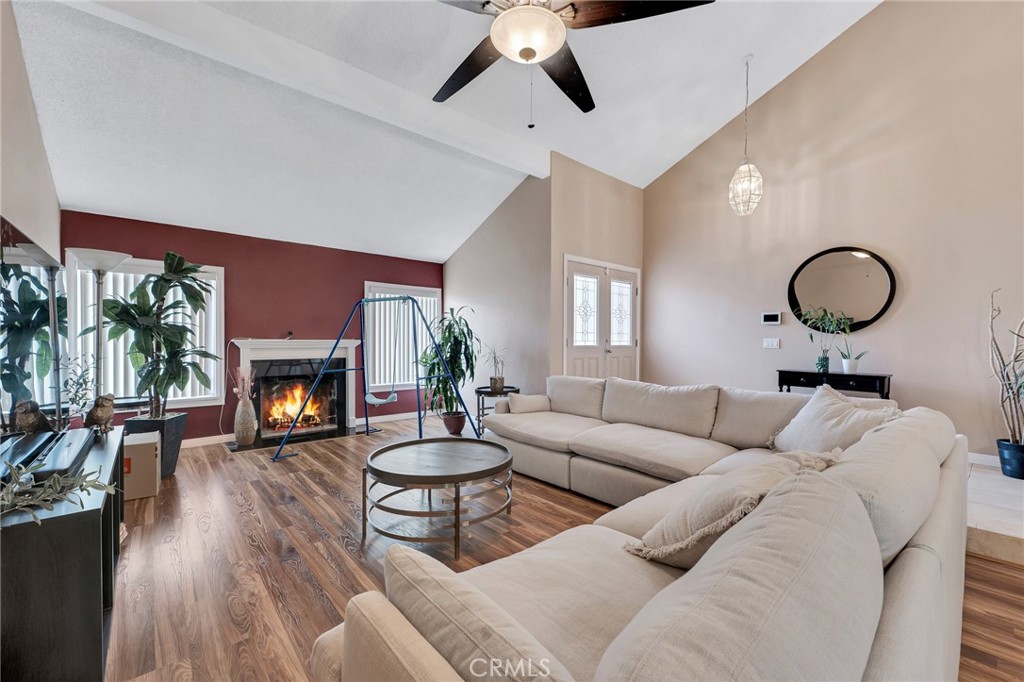 13329 Mission Tierra Way