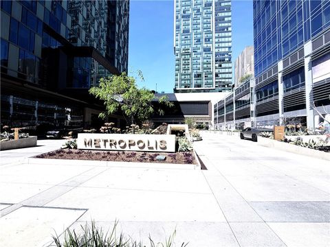 Photo of 889 Francisco, Los Angeles, CA 90017 (MLS # BB26062656)