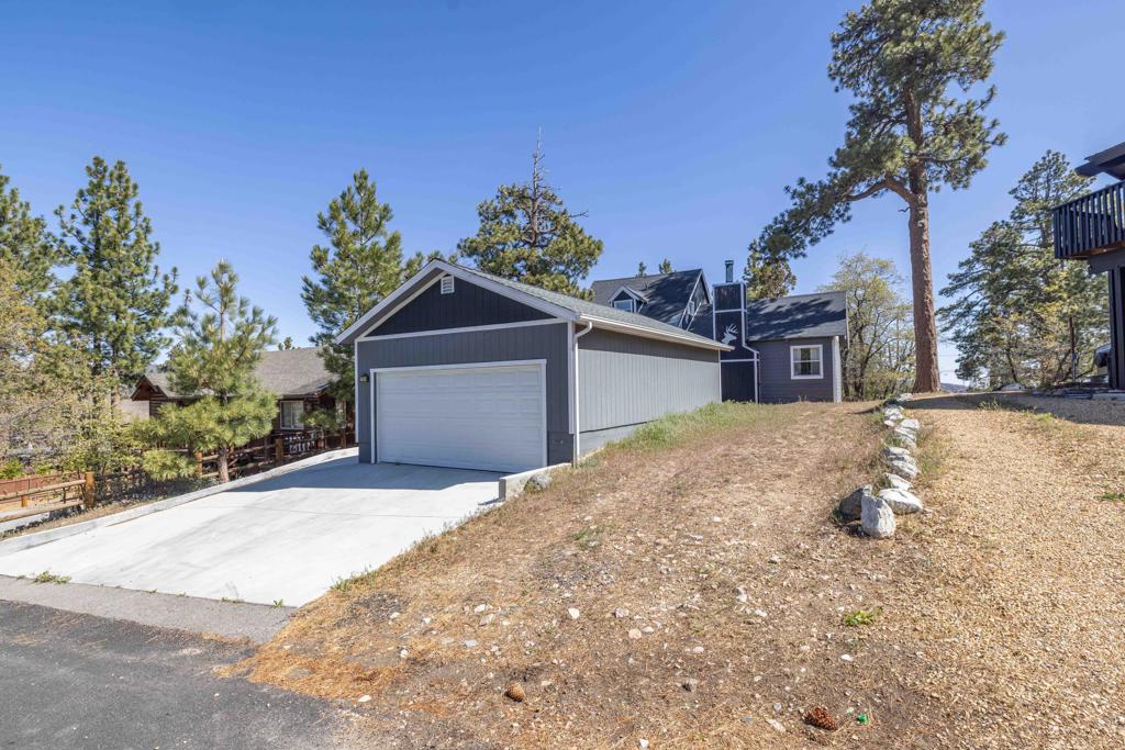 721 Villa Grove Avenue