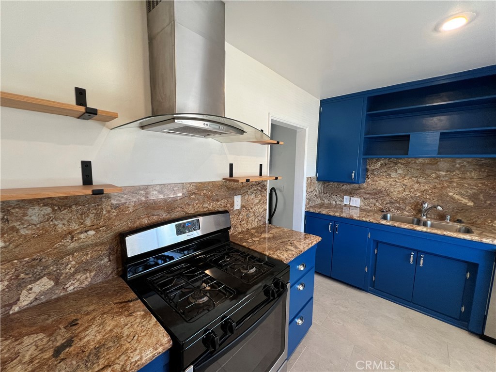 16836 Covello Street