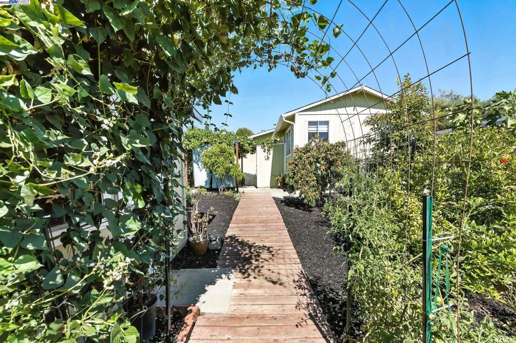 MISSION - Residential