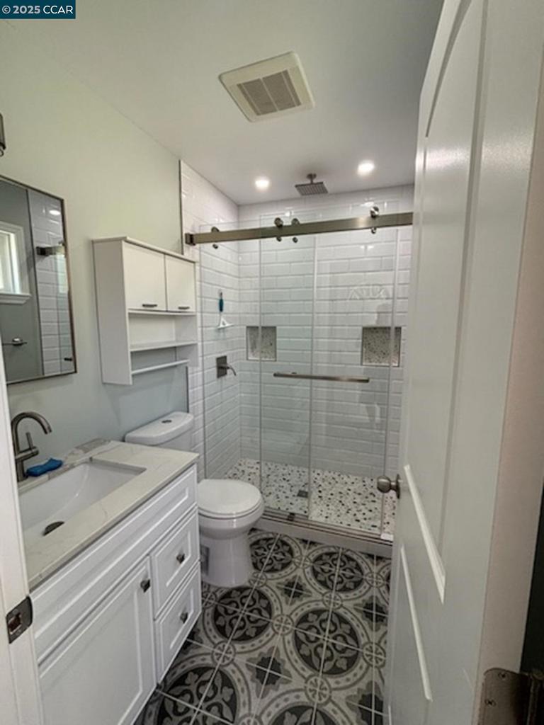 RICHMOND - Residential Lease