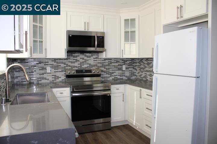 RICHMOND - Residential Lease