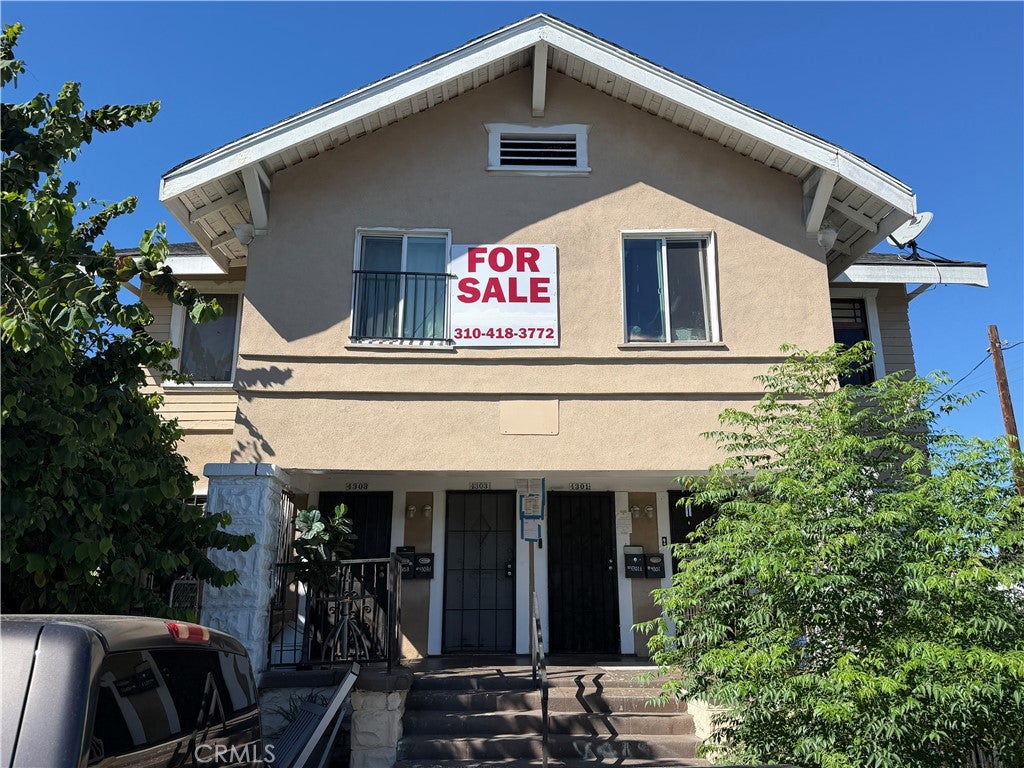 4301 Woodlawn