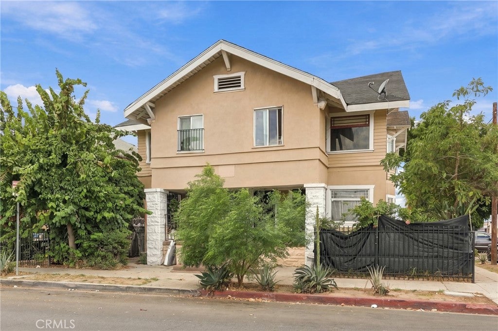 4301 Woodlawn