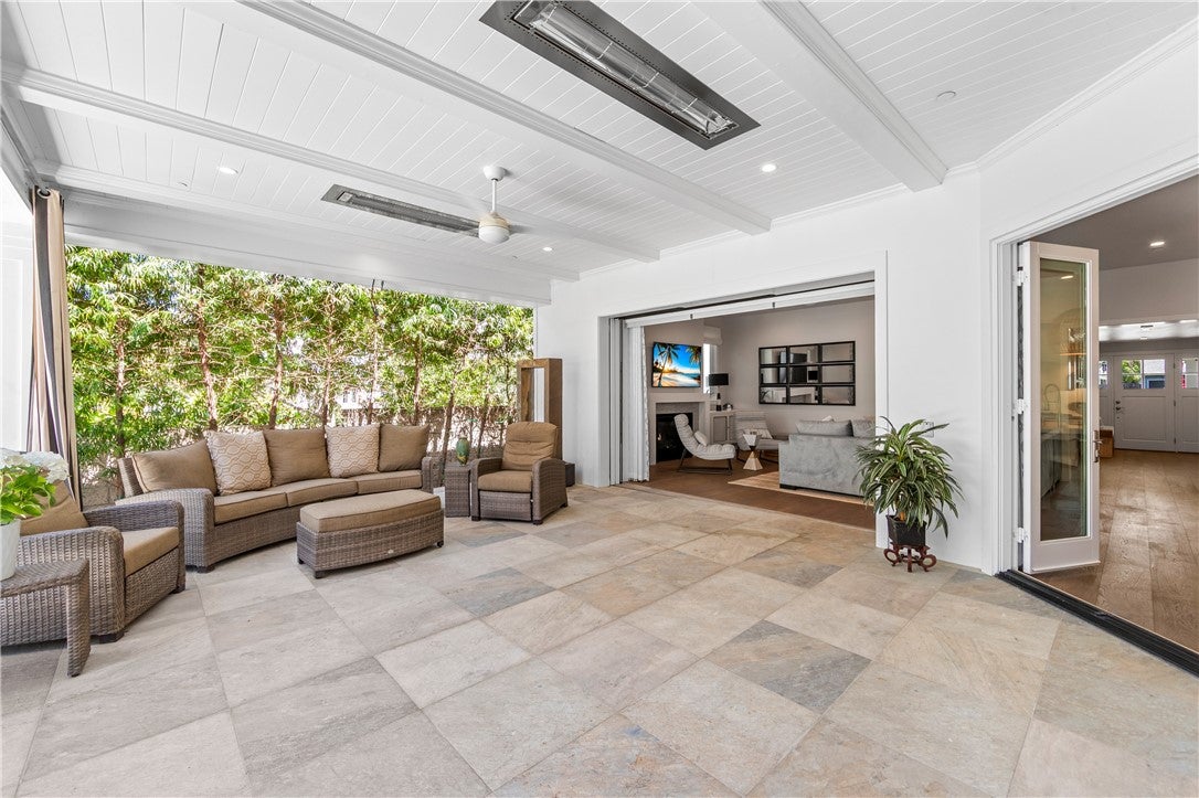 817 Main Street, Huntington Beach CA 92648 - Photo 29