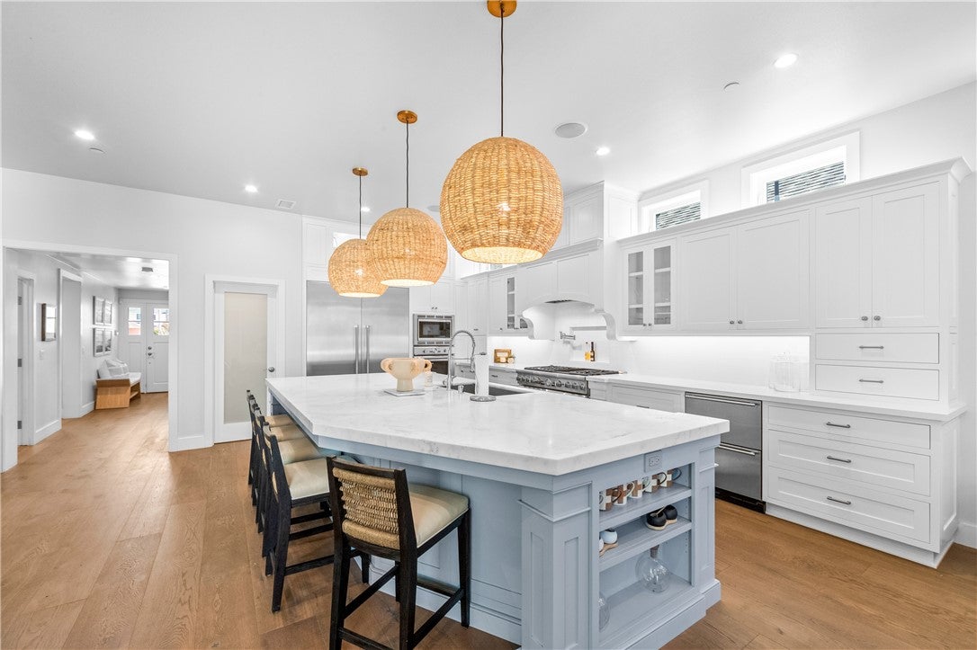 817 Main Street, Huntington Beach CA 92648 - Photo 15